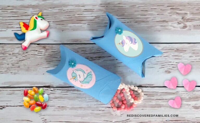 The finished unicorn gift boxes, one open with a necklace spilling out